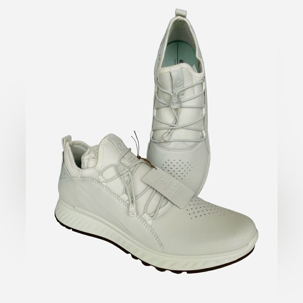 ECCO HASH LEATHER SNEAKERS, 9-9.5